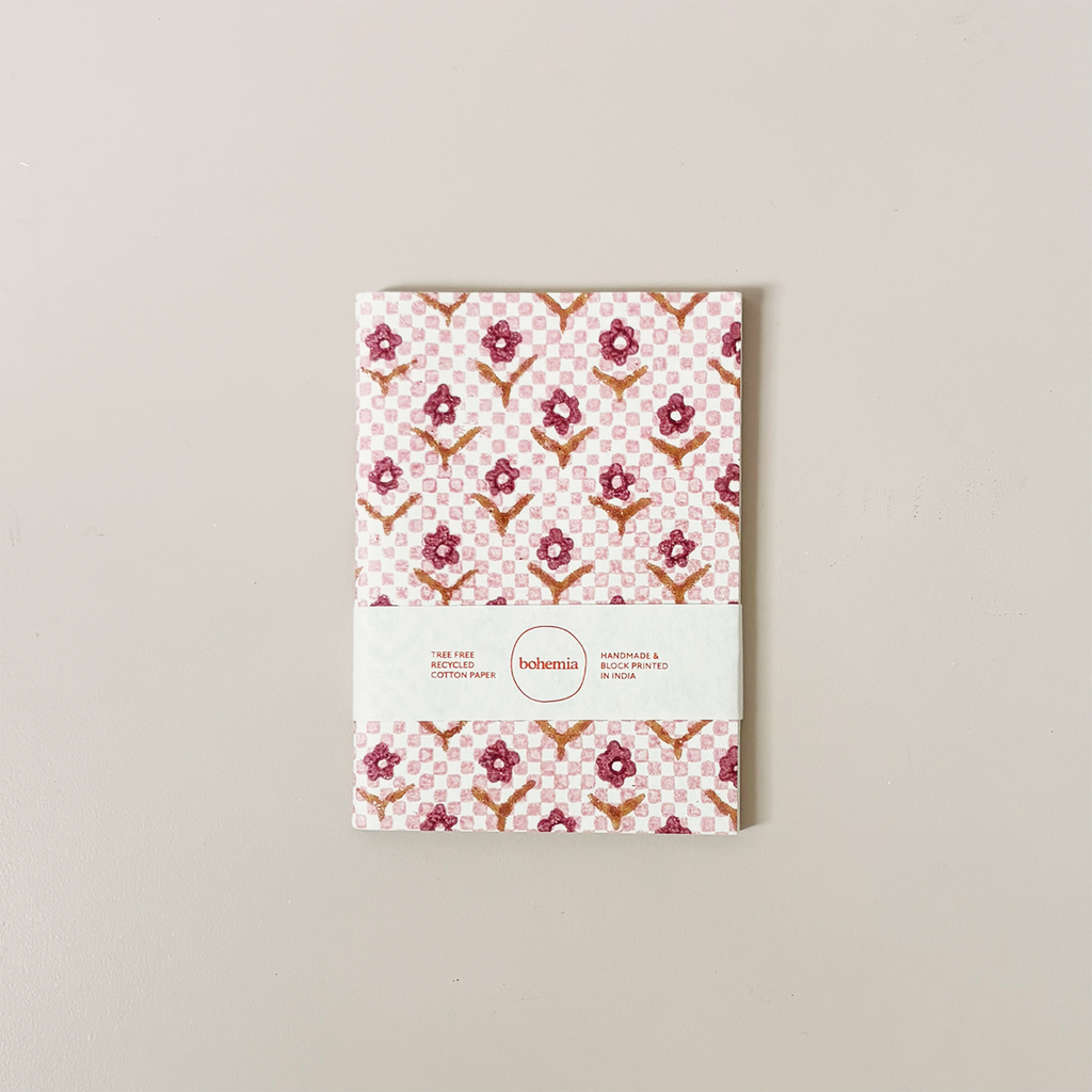 Daisy Check Notebook Medium