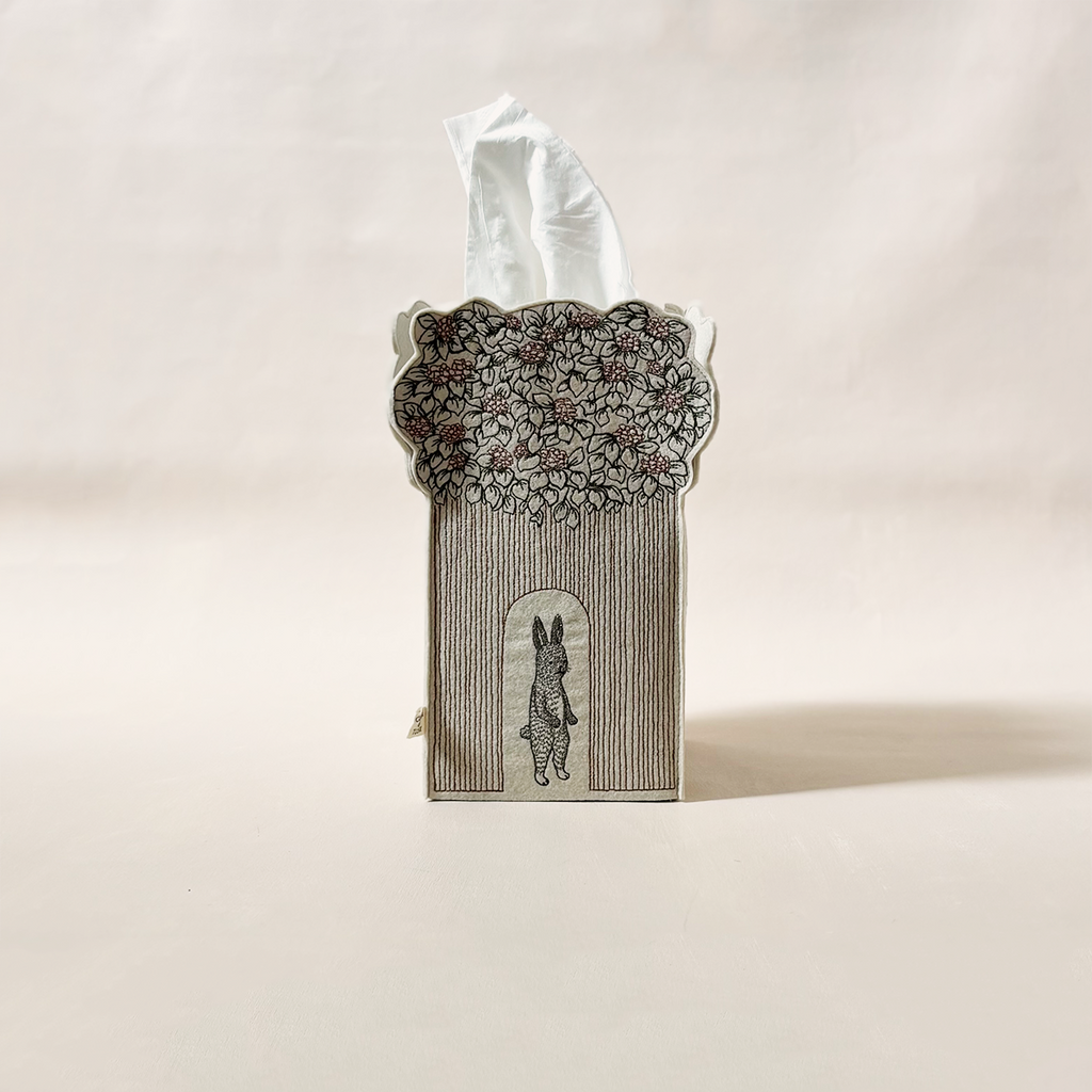 Treehouse Tissue Box Cover