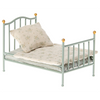 Mouse Vintage Bed Mint (Includes Bedding)