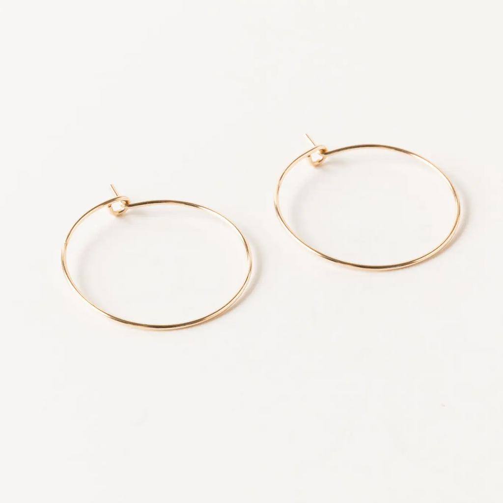 Essential Hoop Earrings 1"
