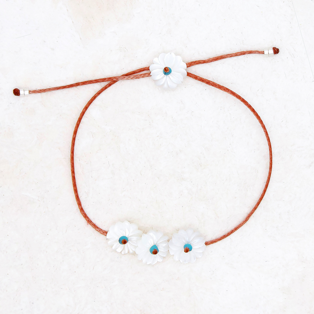 White Chrysanthemum Bracelet