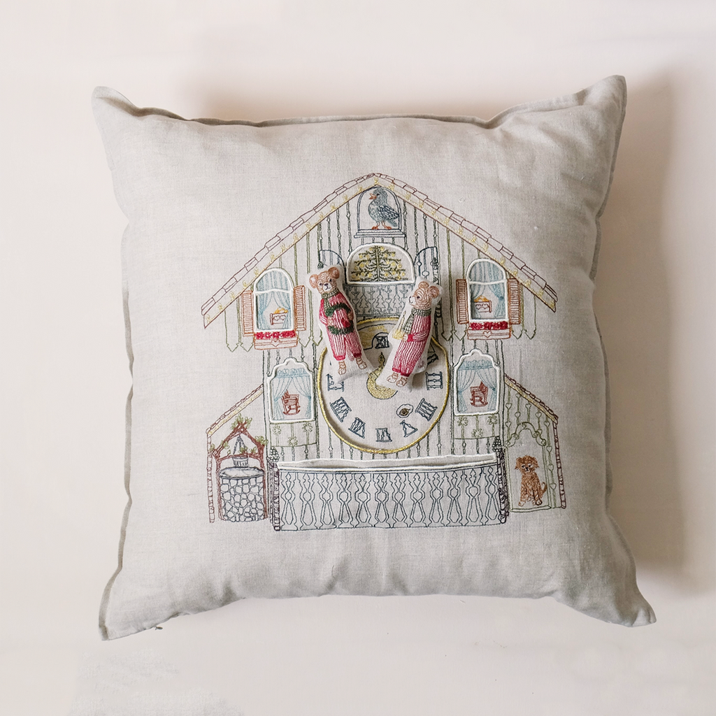 Christmas Clock Pocket Pillow