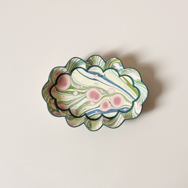 Flower Petal Oval Desk Tray Moss Fire Whirl