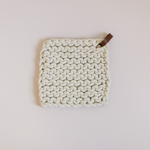 Knit Cotton Pot Holder with Leather Strap Cream