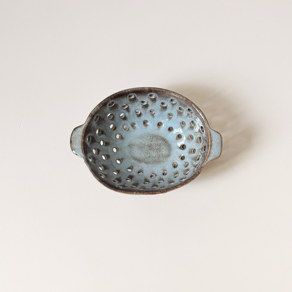 Oval Stoneware Berry Bowl