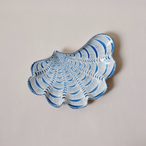 Shell Plate White & Blue