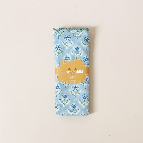 Scalloped Edge Napkins Blue Set/4