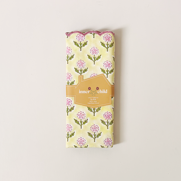 Scalloped Edge Napkins Butter Yellow Set/4
