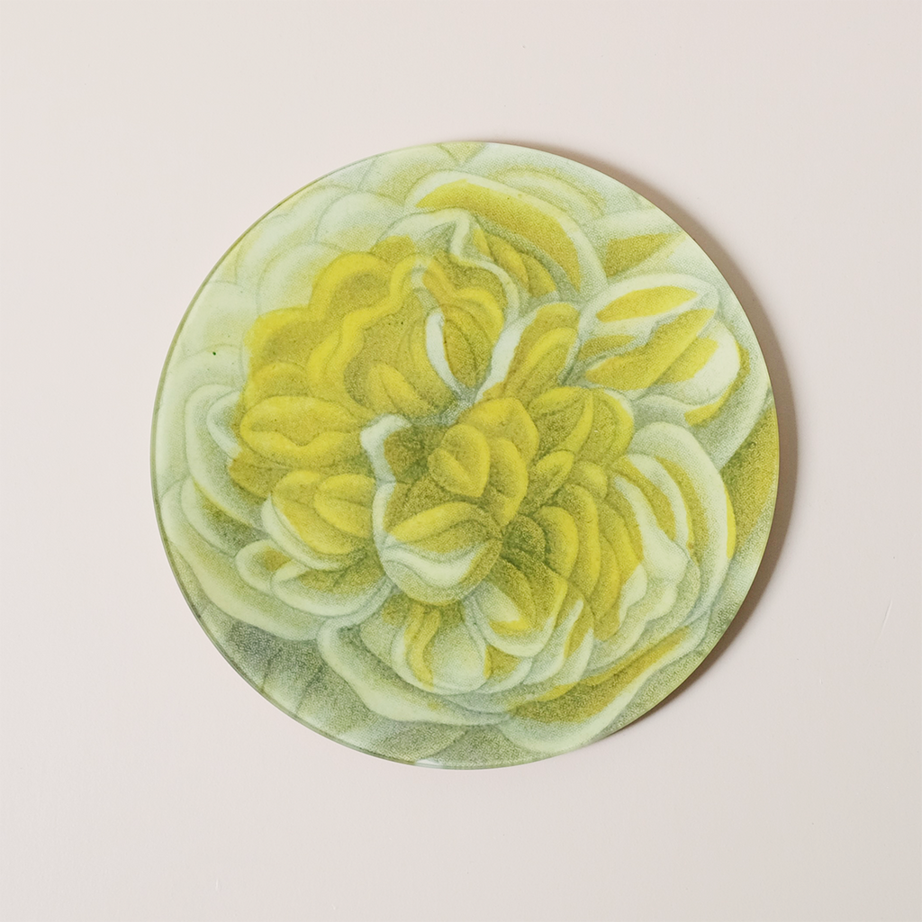 11" Round Dish, Rose Triomphe de Rennes