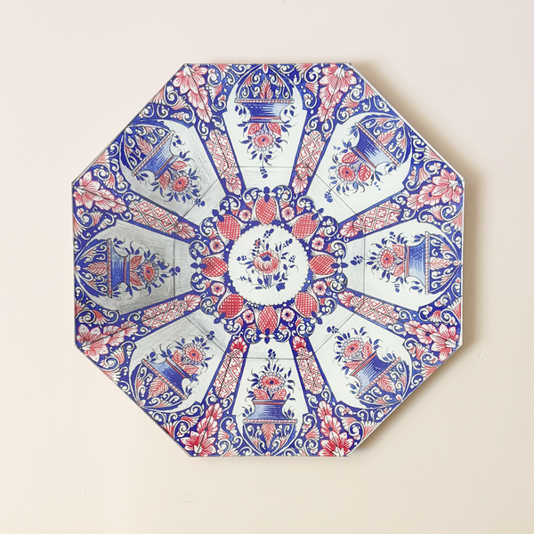 12" Octagon, Lily