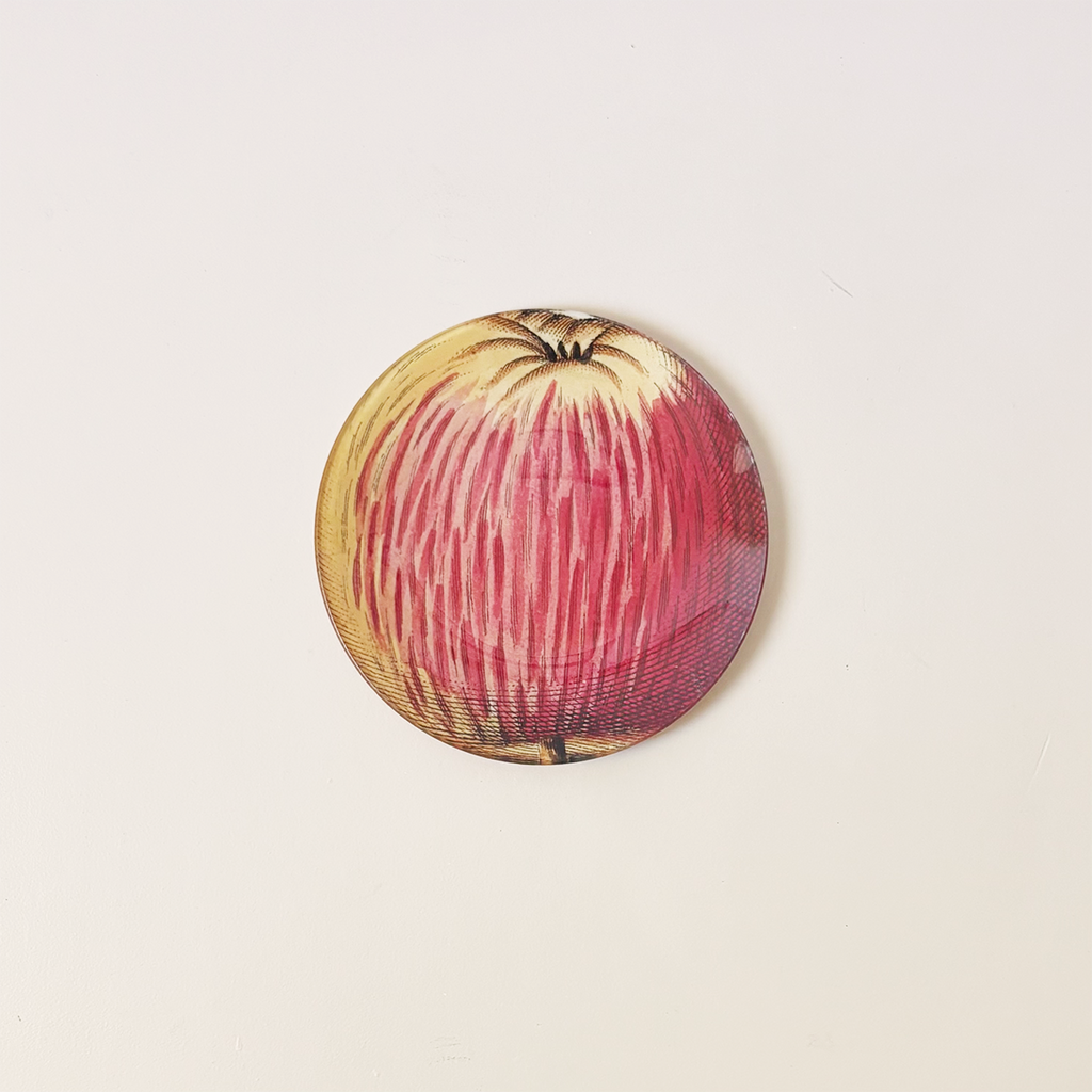 7" Round Dish, 18c. Apple #5
