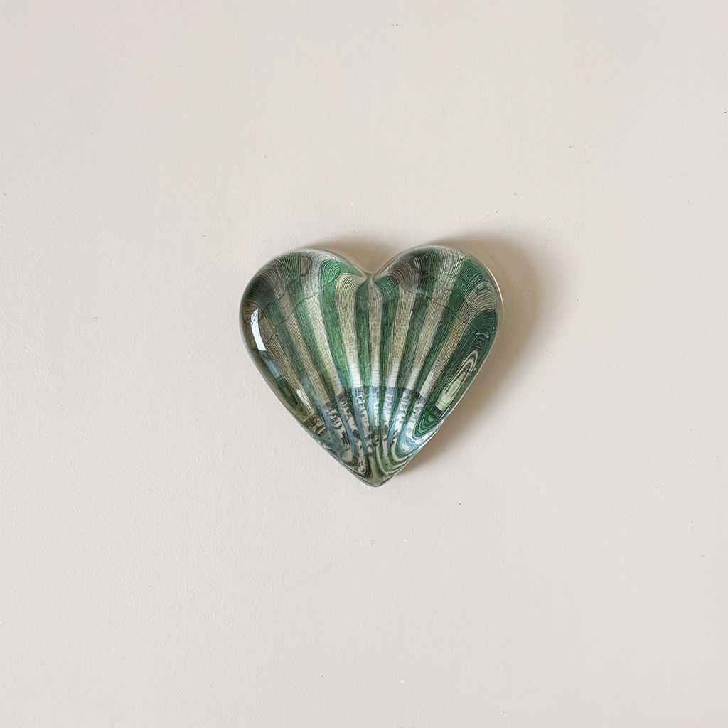 Heart Charm Paperweight, Green Scallop