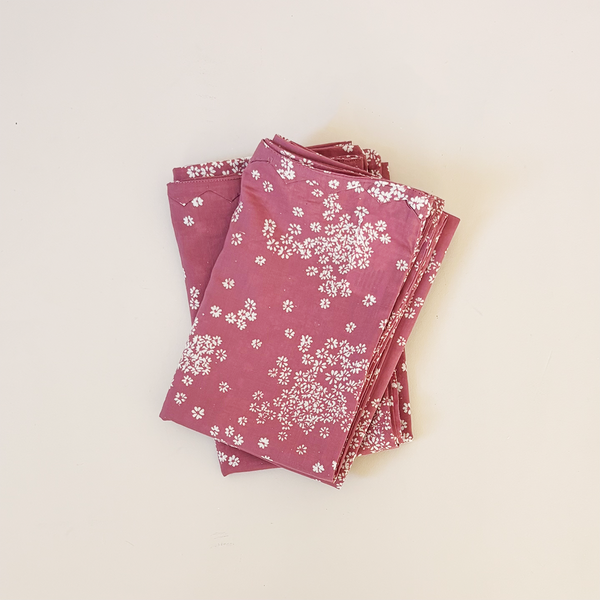 Standard Pillowcase Cranberry Star