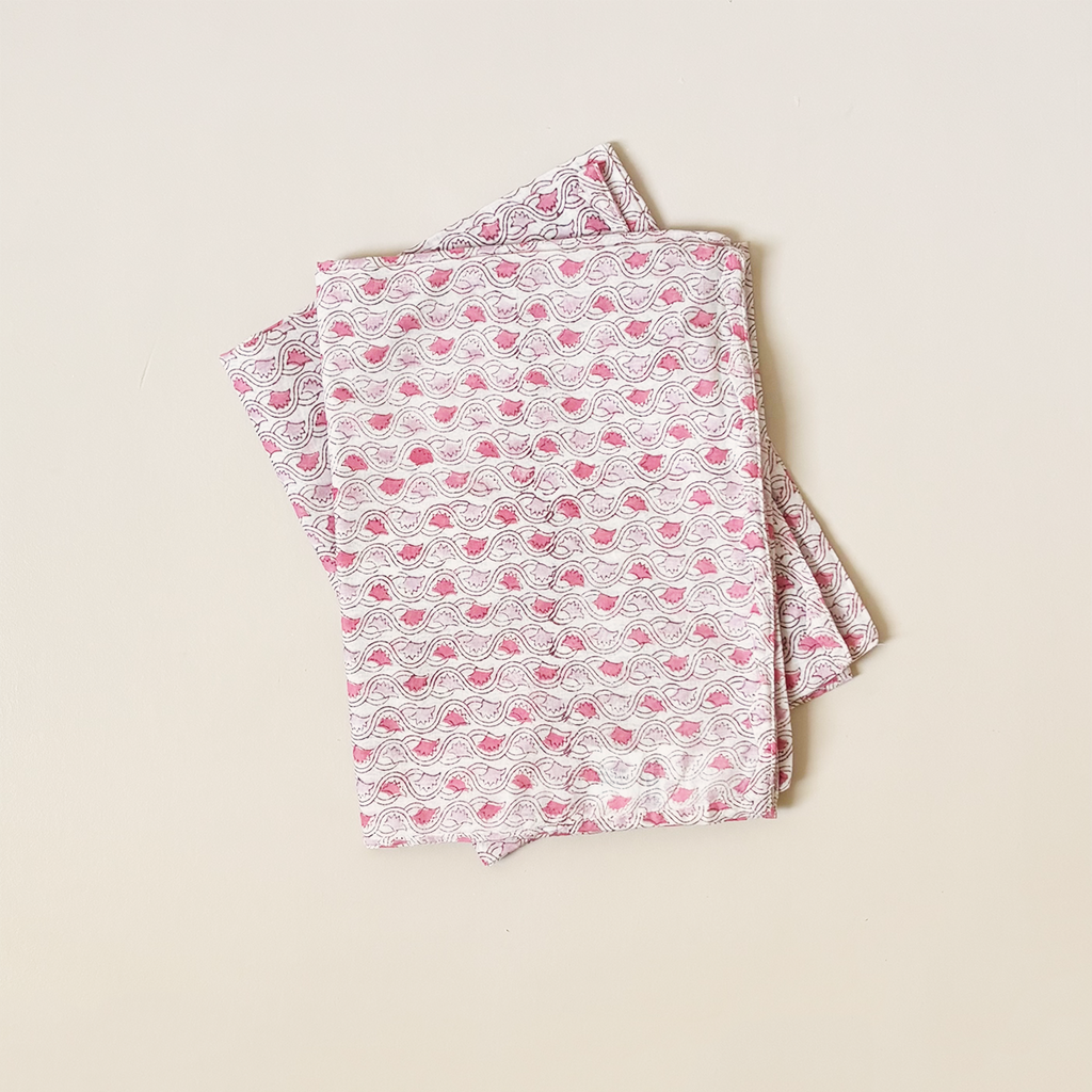 Standard Pillowcase Pink Chain