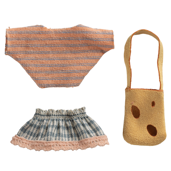 Clothes & Bag for Little Sister Mouse