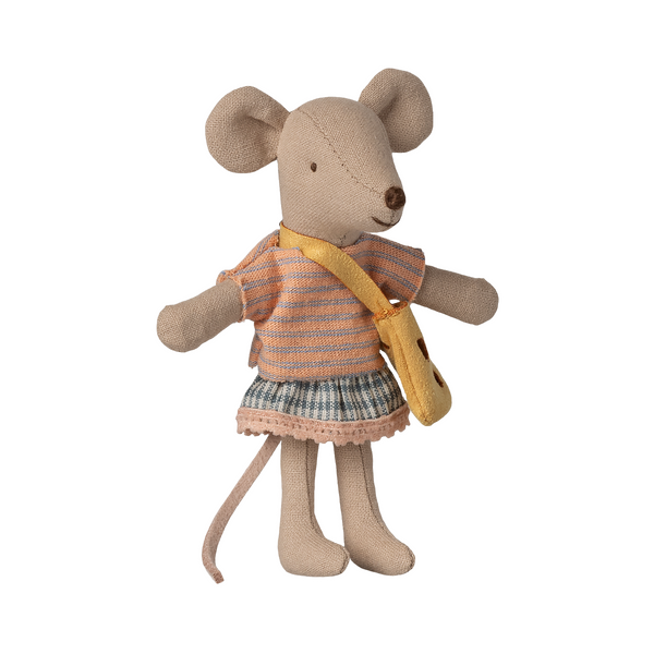 Clothes & Bag for Little Sister Mouse
