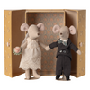 Mom & Dad Wedding Mouse Couple in Box