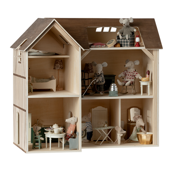 Mouse Farmhouse