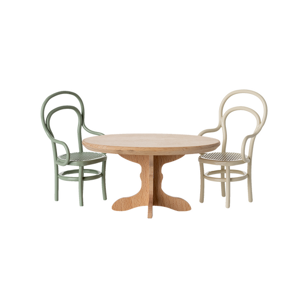 Mouse Oval Dining Table