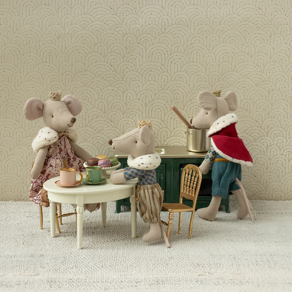 Mouse Vintage Dining Table Off White