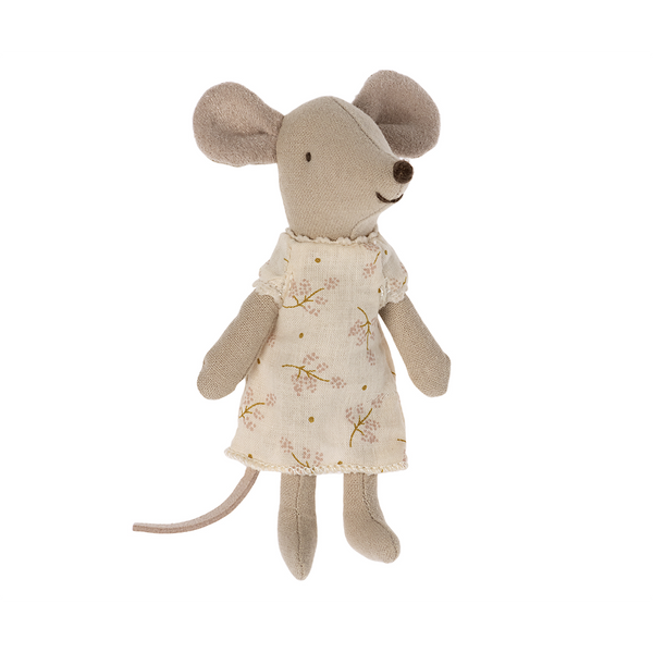 Nightgown for Little Sister Mouse