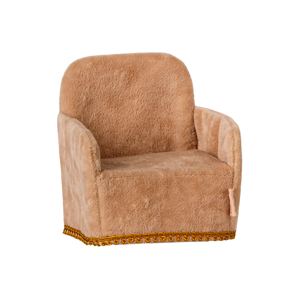 Plush Chair Powder