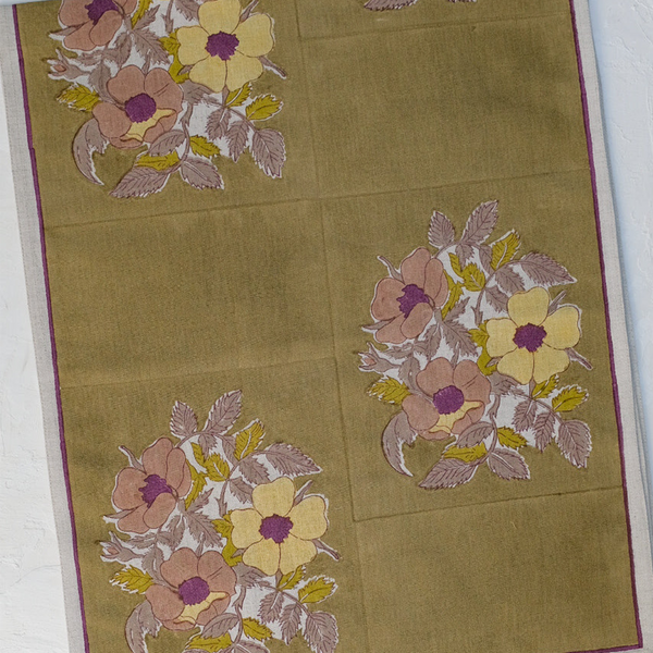 Dia Moss Table Runner