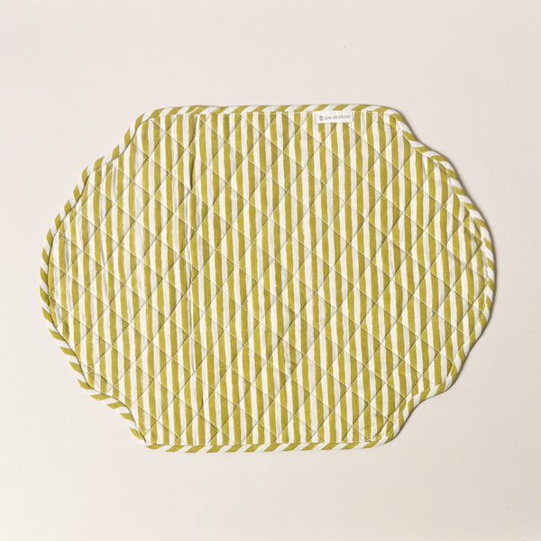 Sanvi Quilted Reversible Placemat