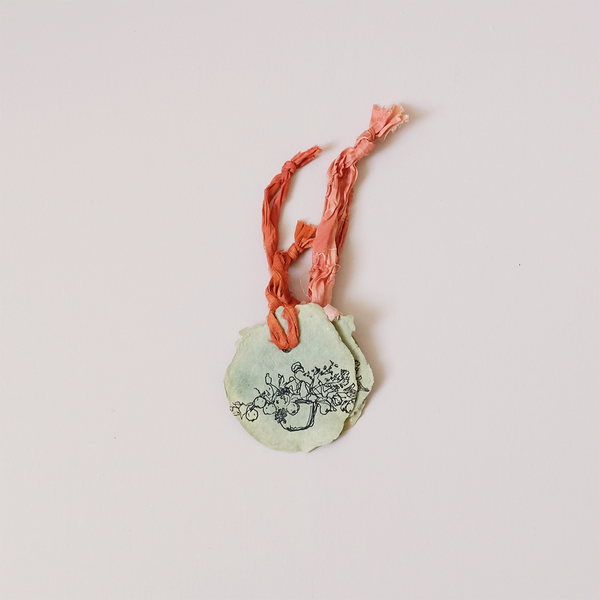 Arrangement with Fruit Gift Tag Set