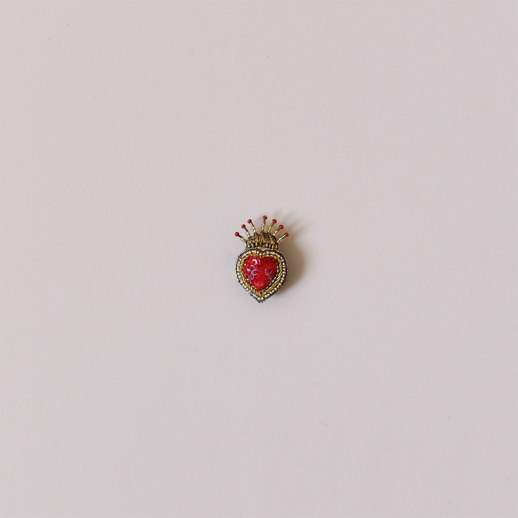 Queen of Hearts Embroidered Pin